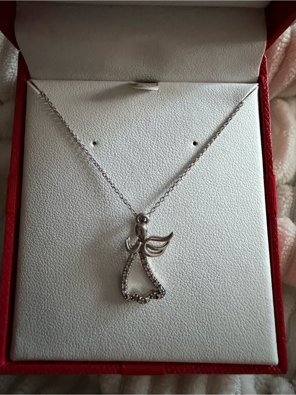 👼 Angel Necklace
925 Sterling Silver
